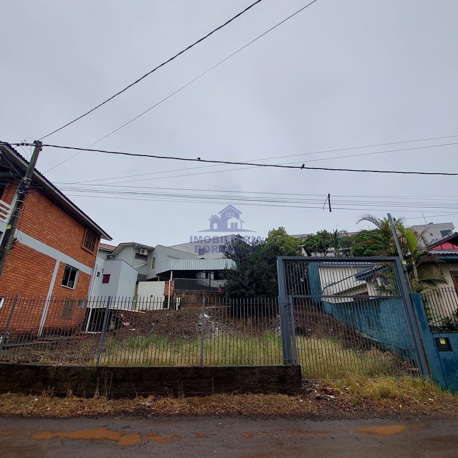 Lote/Terreno em Sarandi - Centro