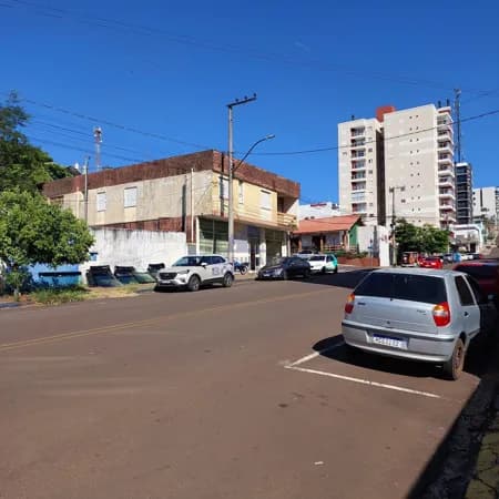 Prédio Comercial e Residencial