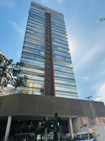 APARTAMENTO 2 QUARTOS COM SUÍTE E VARANDA PRIVATIVA – ALTÍSSIMO PADRÃO!