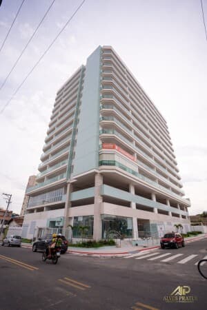 Apartamento 02 quartos, suíte, lazer e até 2 vagas Alto Padrão em praia do Morro Guarapari