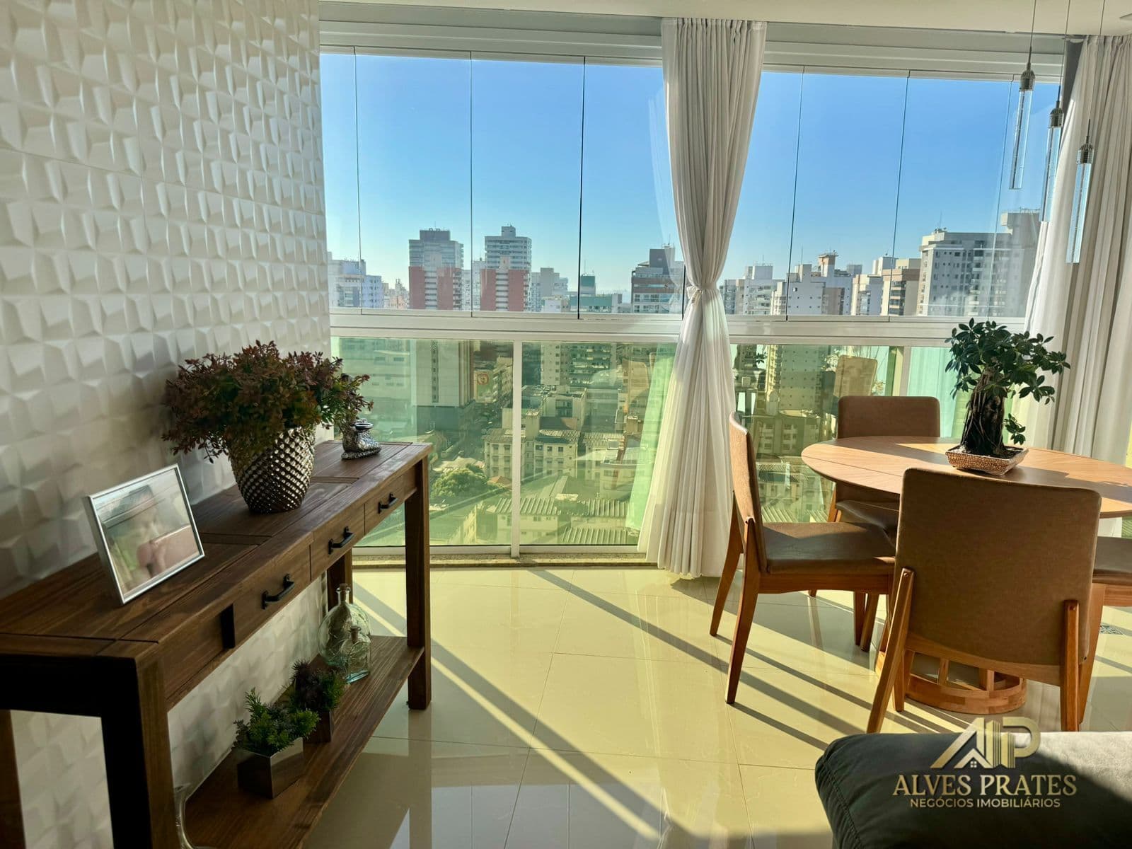 Apartamento Alto Padrão em Praia de Itapuã, Vila Velha/ES