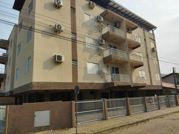 APARTAMENTO ENSEADA RESIDENCIAL KARINI