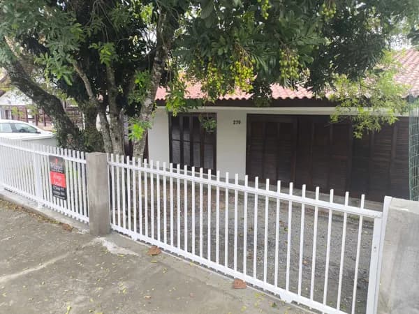 RESIDÊNCIA LOCAÇÃO ANUAL ENSEADA