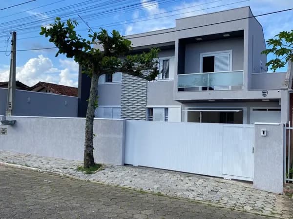 SOBRADO LOCAÇÃO TEMPORADA ENSEADA