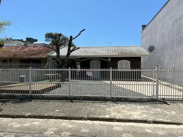RESIDÊNCIA VENDA PRAINHA