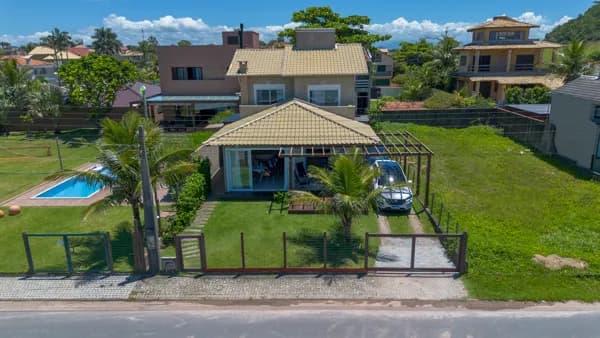 SOBRADO VENDA ALTO PADRÃO FRENTE MAR ITAGUAÇU