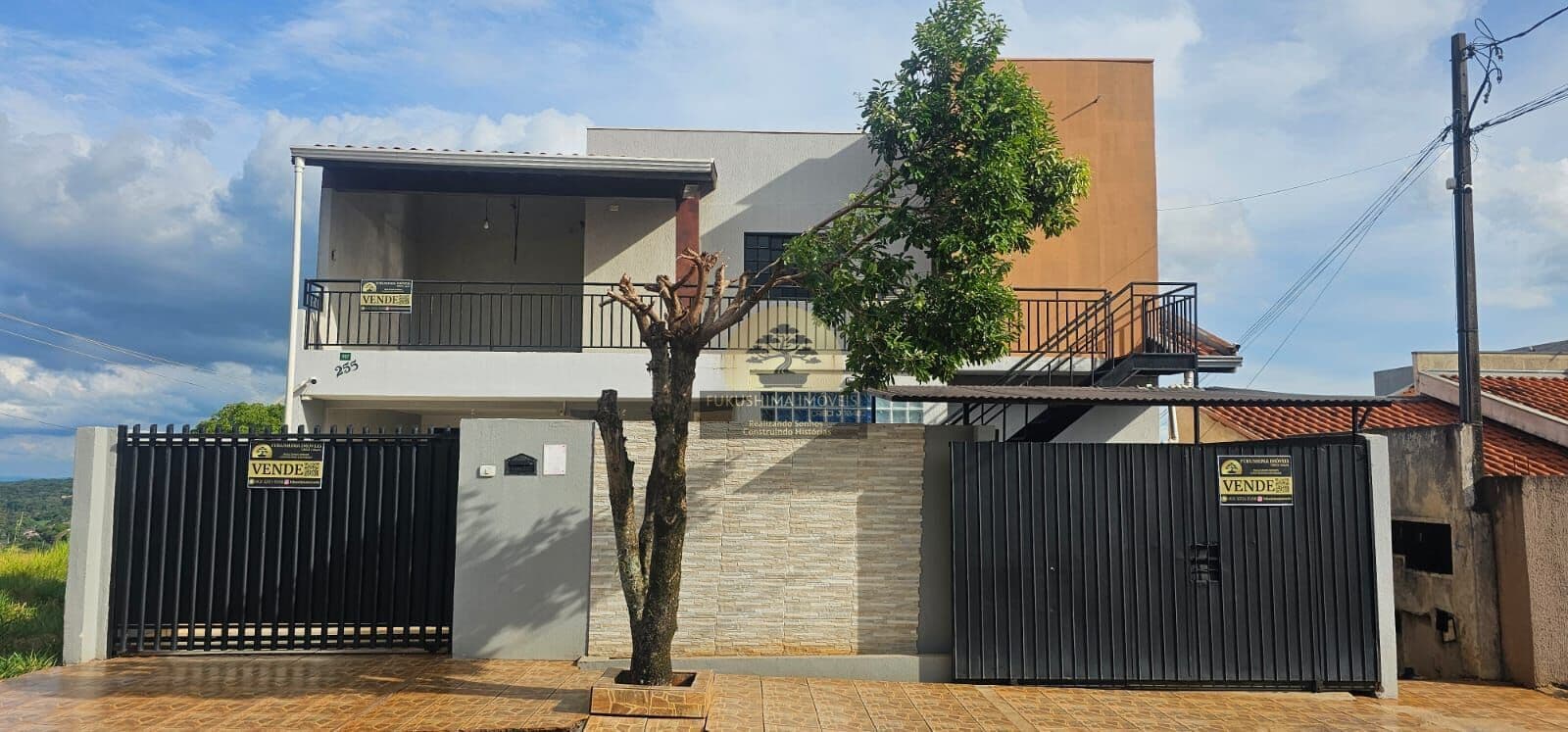 Casa Duplex em Loteamento Residencial Tami, Apucarana/PR
