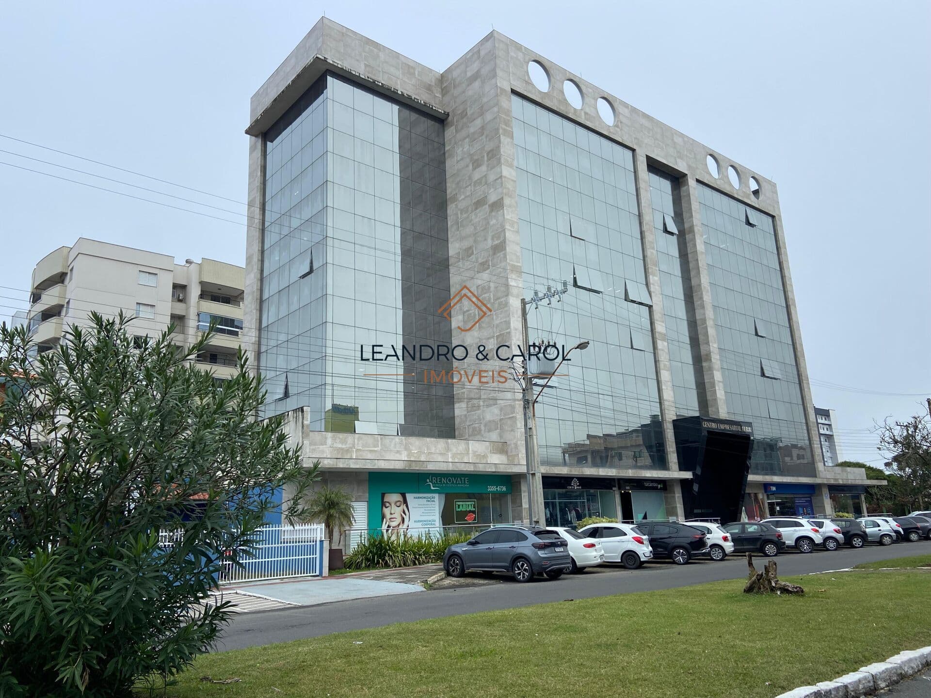 SALA COMERCIAL - EMPRESARIAL FERJU