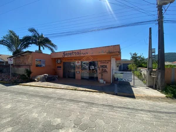 CASA - BAIRRO NOVA BRASÍLIA