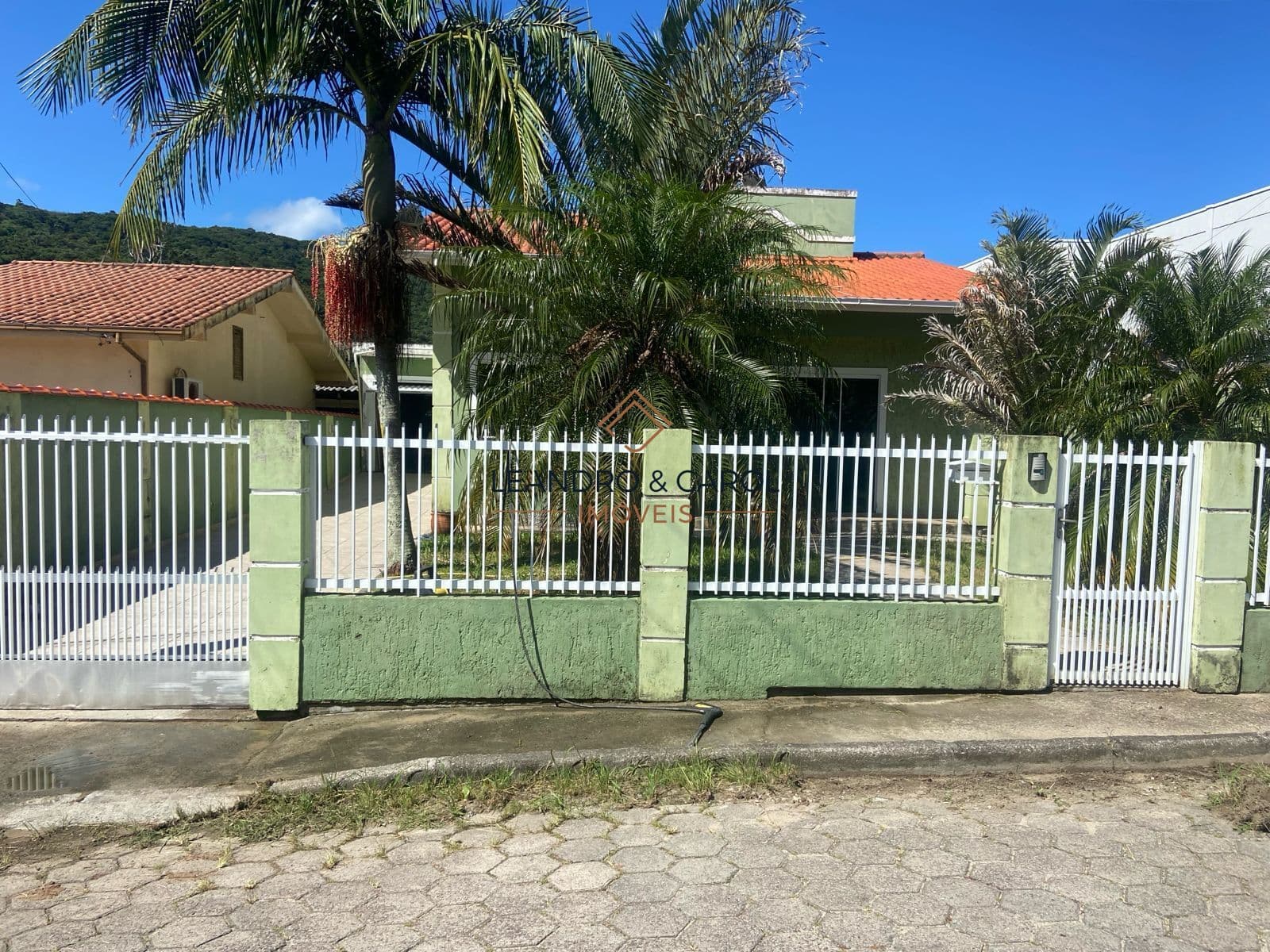 CASA ALVENARIA - VILA SANTO ANTÔINIO