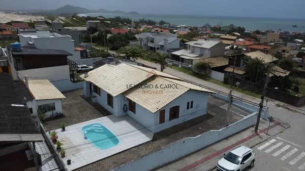 CASA NA PRAIA DA RIBANCEIRA