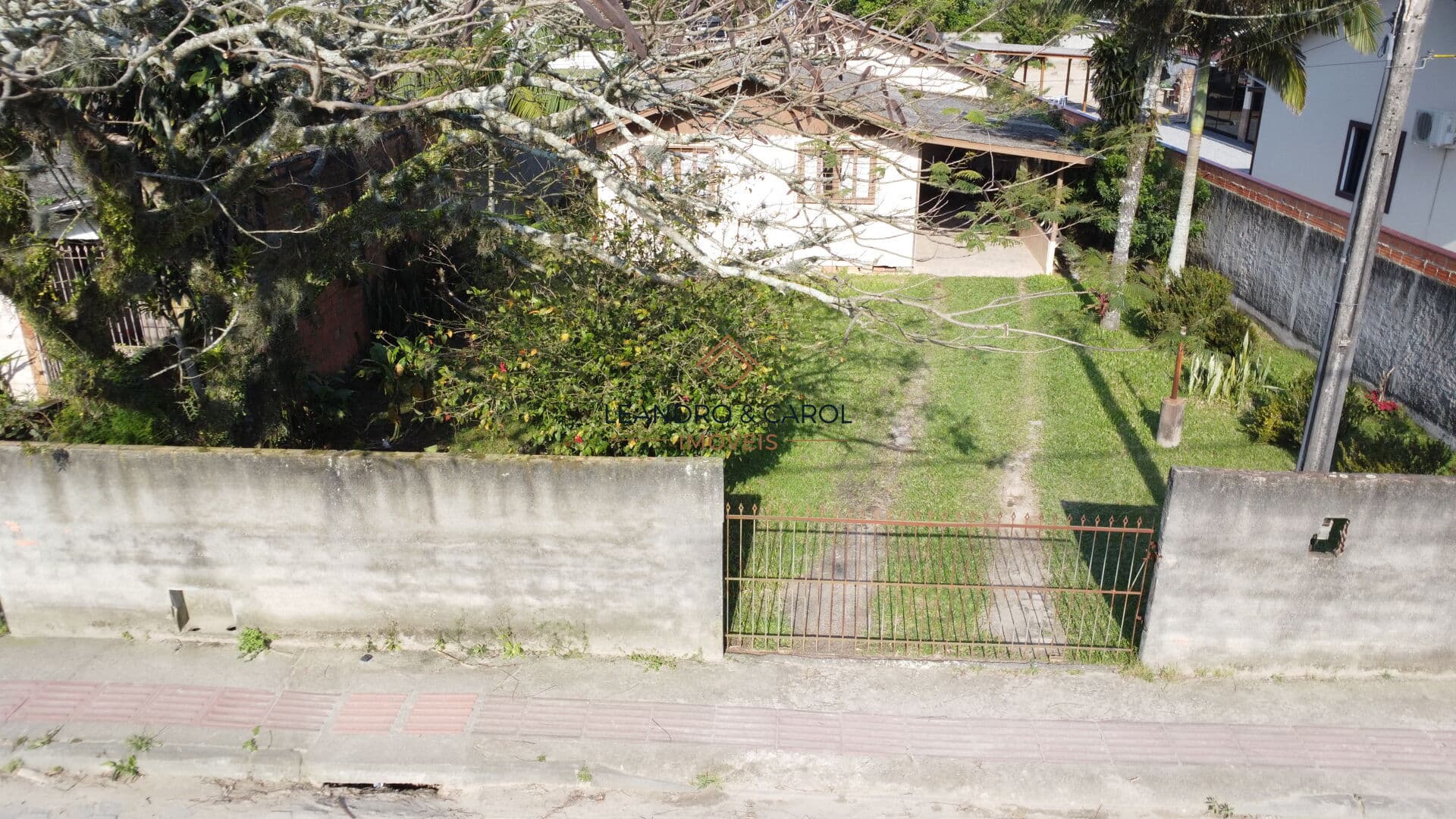 CASA BAIRRO NOVA BRASÍLIA