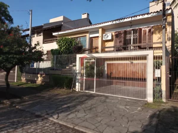 Casa a venda em Nonoai, Porto Alegre/RS
