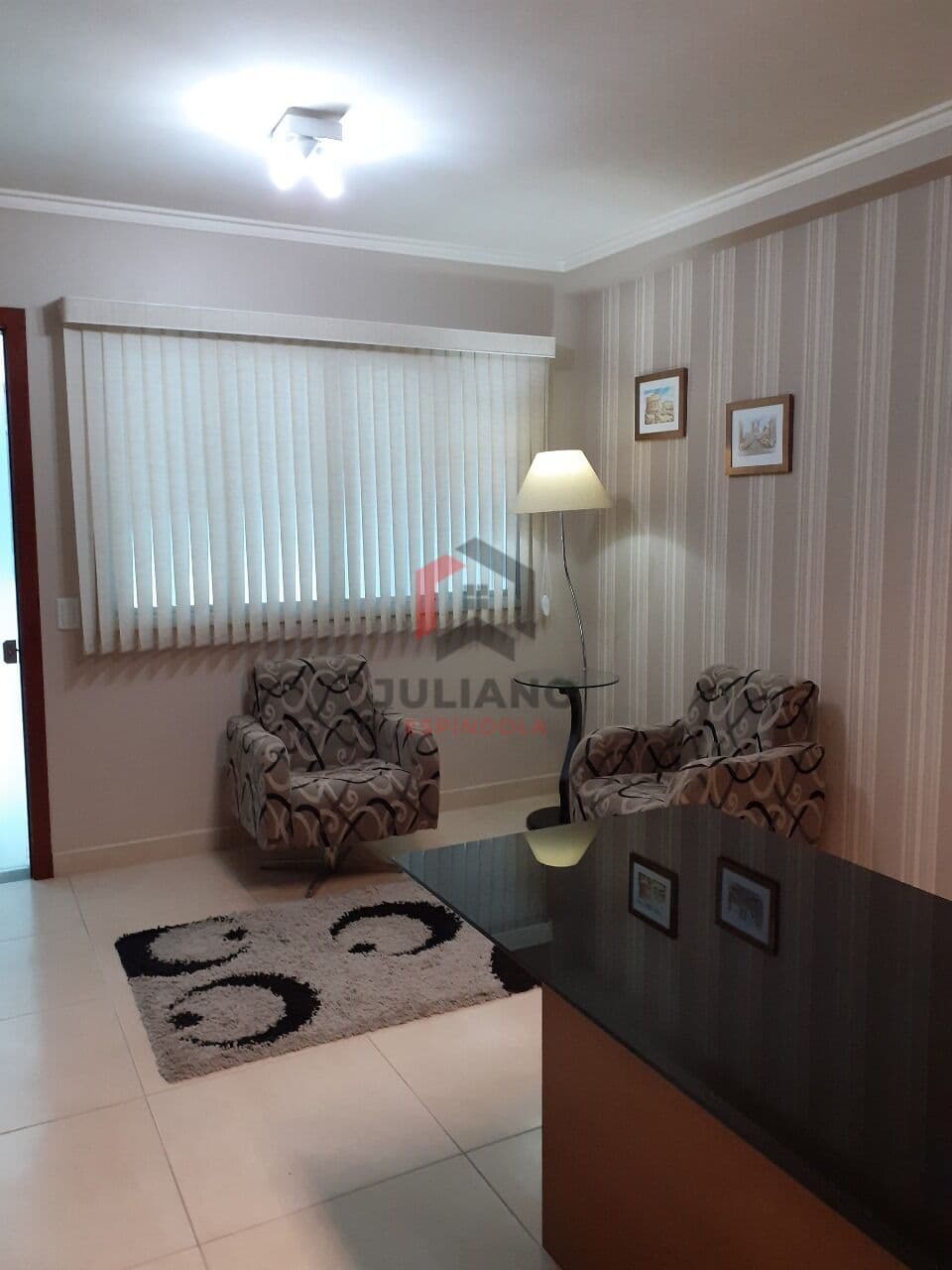 Sala Comercial Mobiliada à Venda – Ótima Localização na Av. Cavalhada