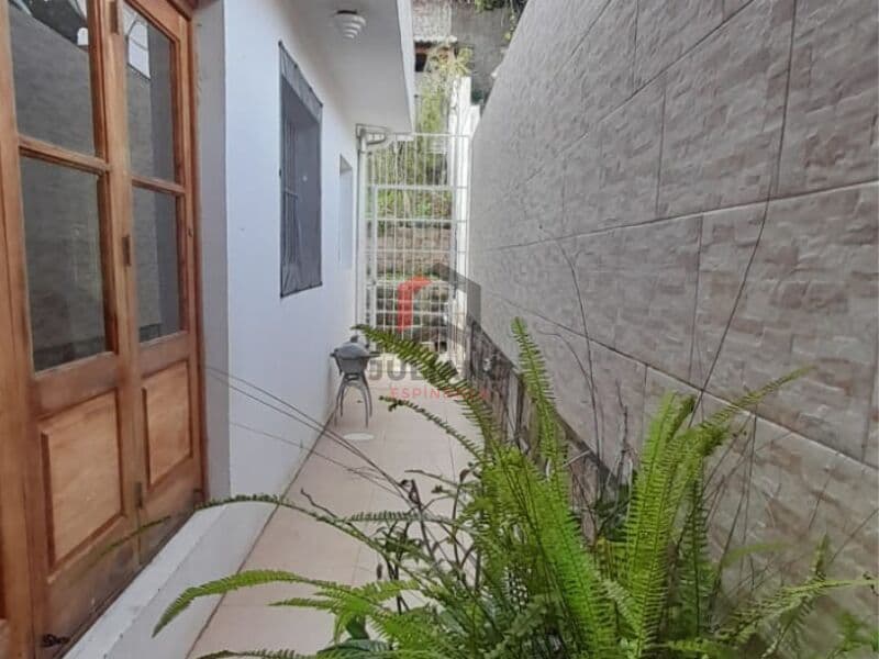 Casa com 3 suítes + vista panorâmica no alto da Chácara das Pedras – Ótimo terreno