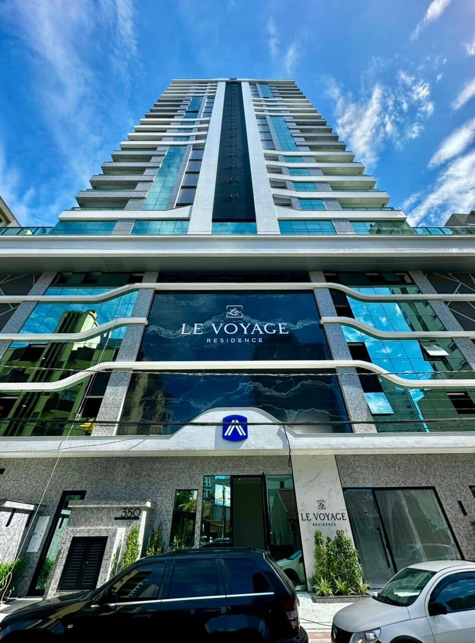 Apartamento em Itapema - Meia Praia