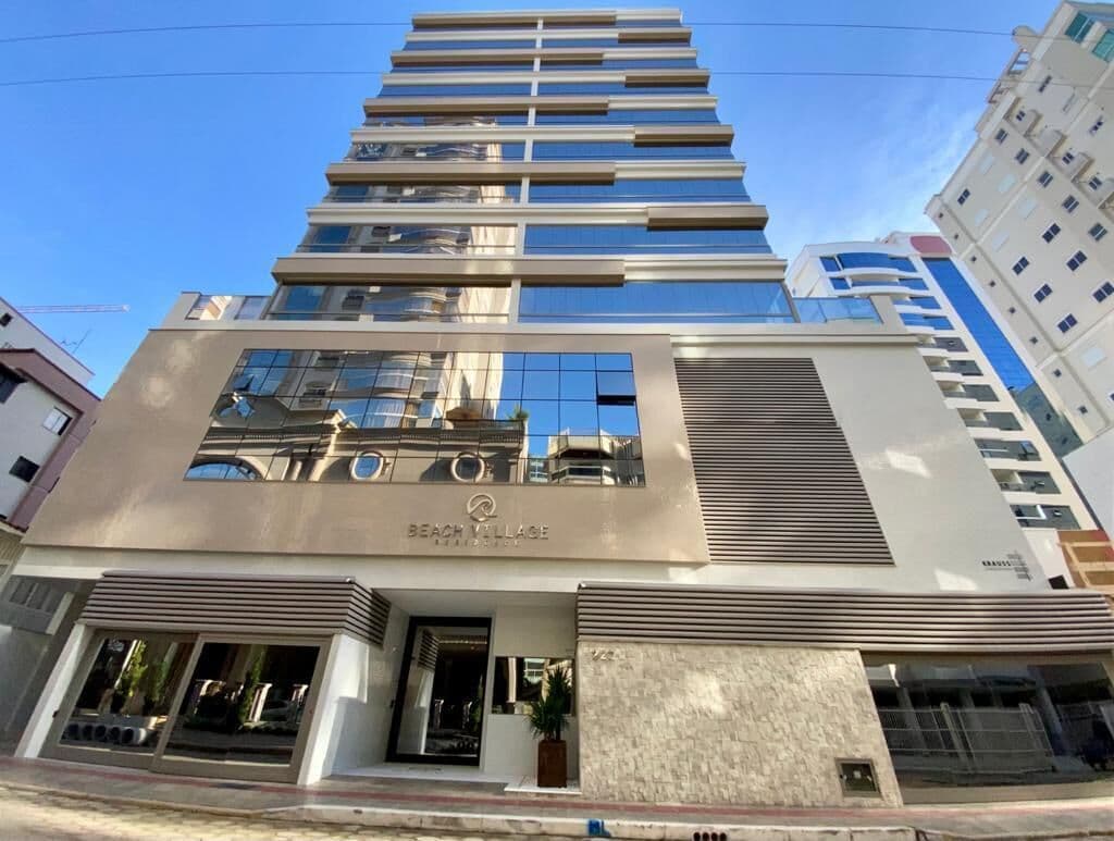 Apartamento em Itapema - Meia Praia