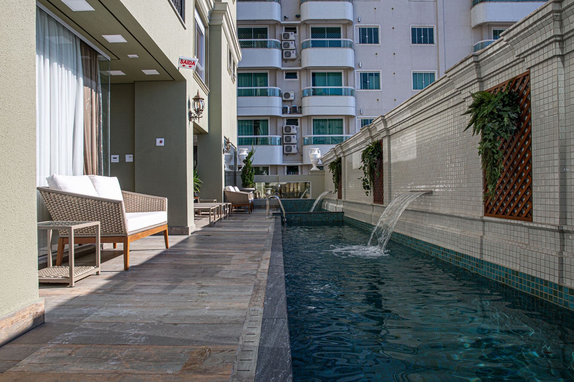 Apartamento em Itapema - Meia Praia