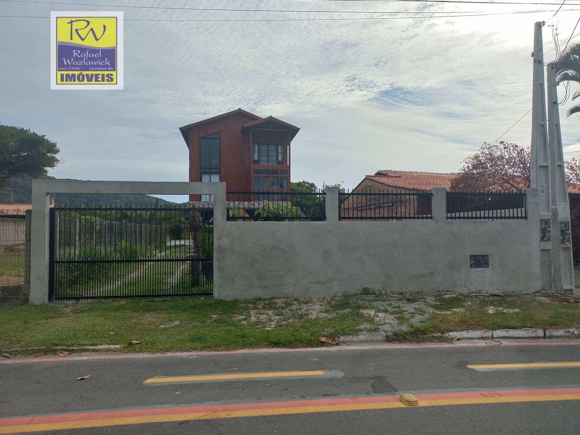 Casa Mista em Praia do Estaleiro, Balneário Camboriú/SC