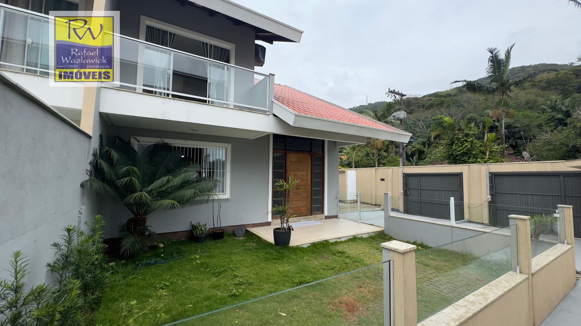 Casa em Praia das Taquaras, Balneário Camboriú/SC