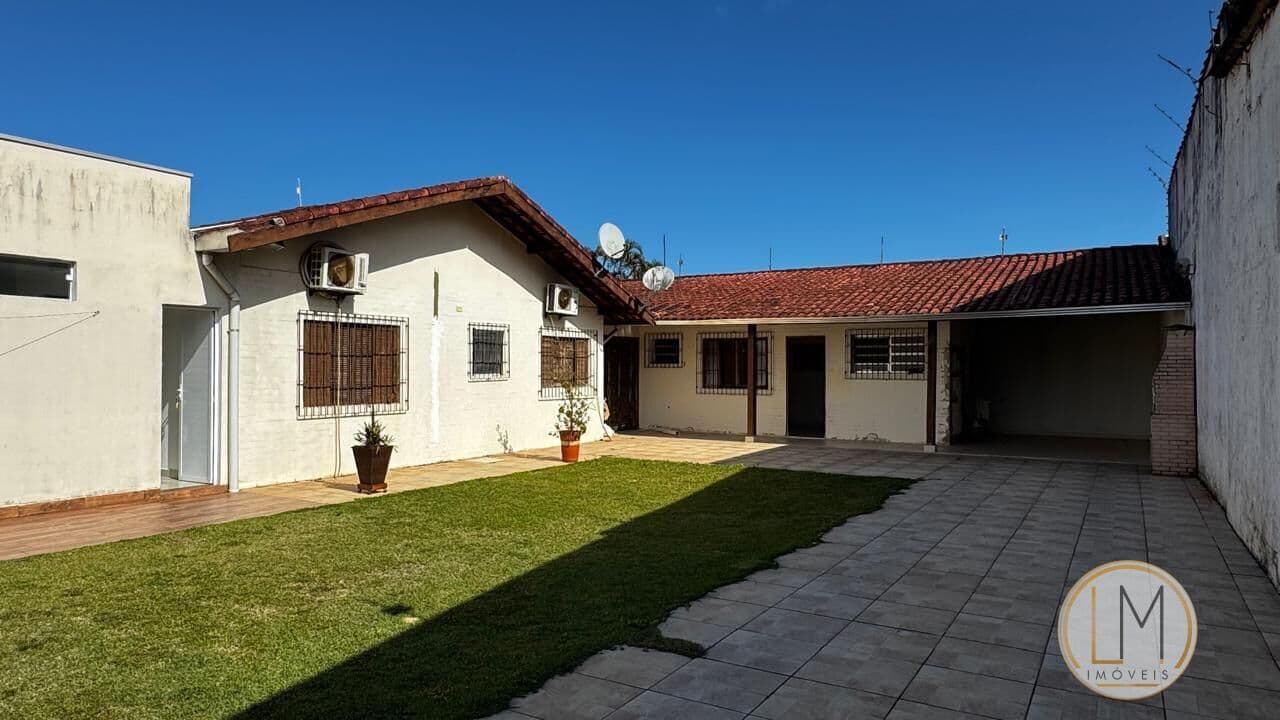 Casa no Belas Artes com salão comercial PARA LOCAÇÃO