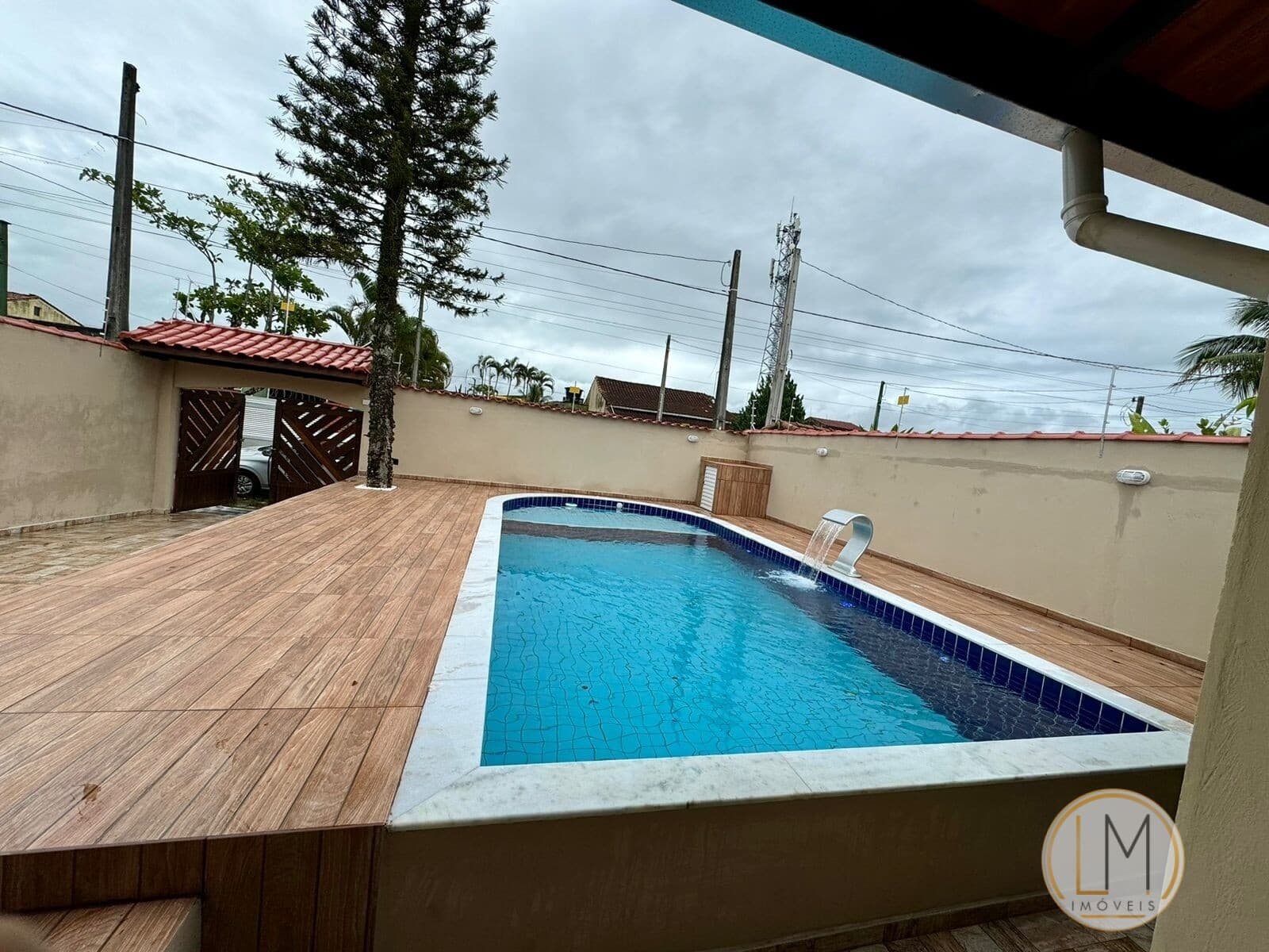 Casa com piscina em Itanhaém