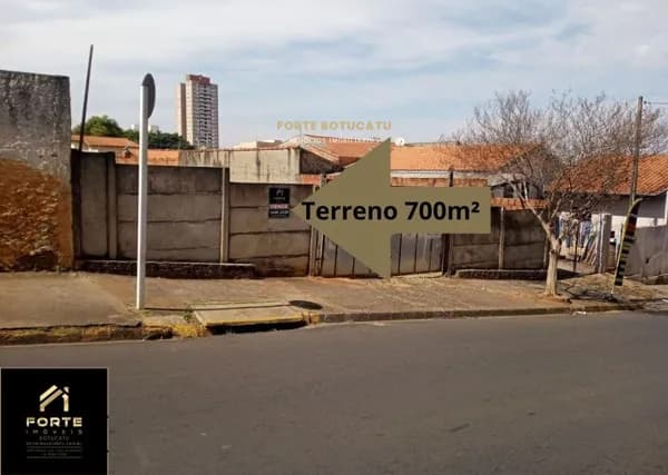Lote/Terreno em Botucatu - Vila Assumpção