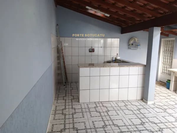 Casa em Botucatu - Vila Paraíso (Rubião Junior)