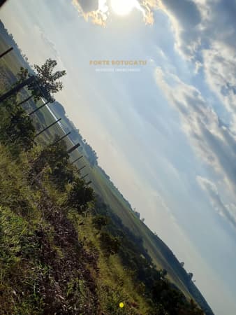 Área Rural Pardinho com muita água