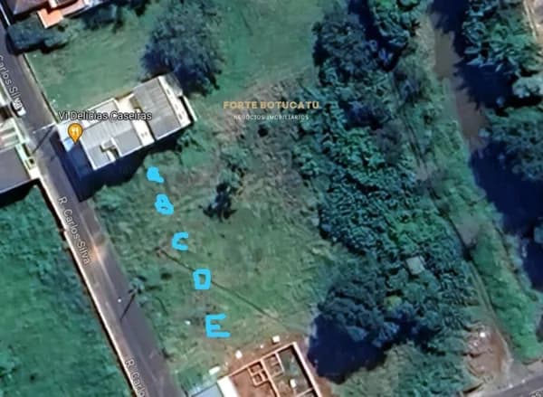 Terreno bem no Centro da Cidade
