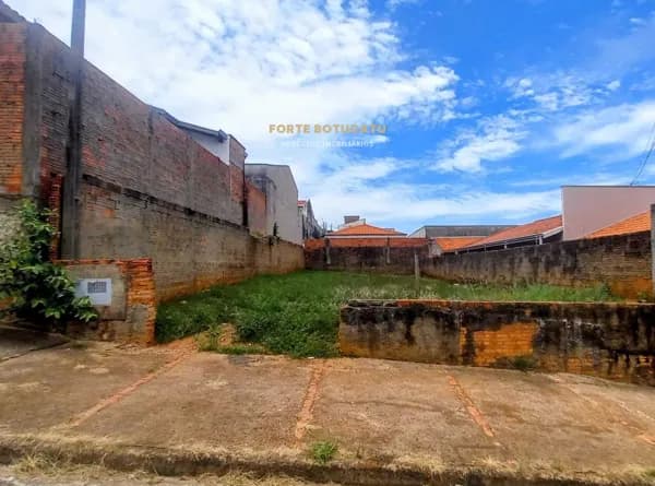 Terreno em Jardim Ypê, Botucatu/SP