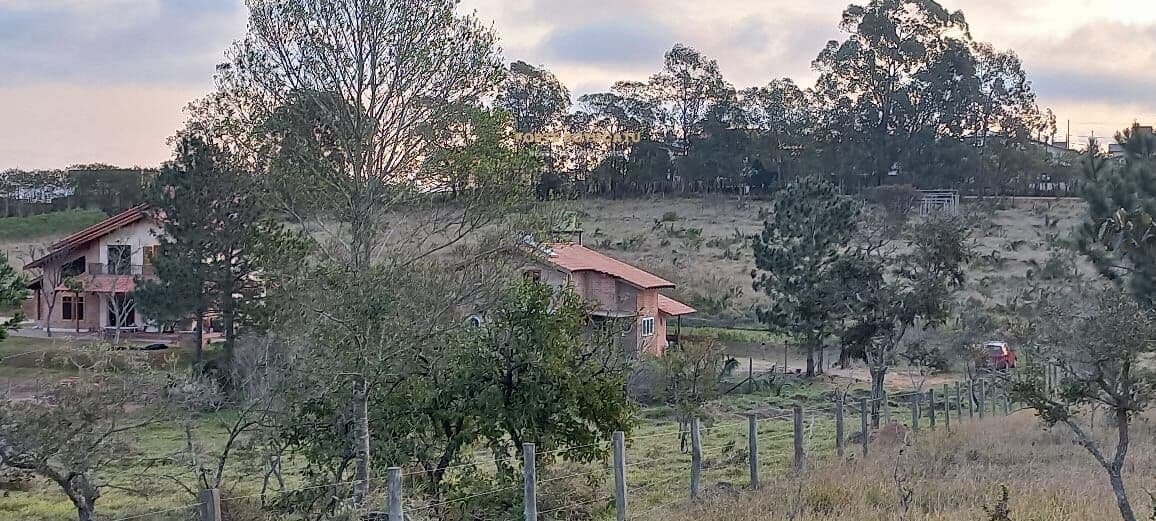 Terreno em Condomínio Demétria