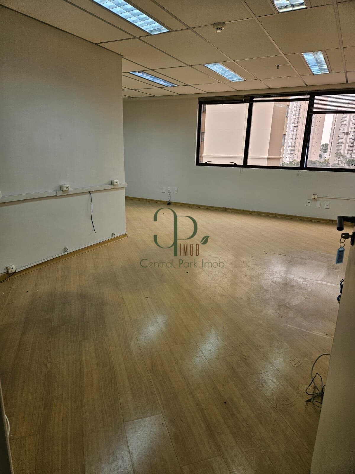 🏢 Sala Comercial para Locação – 38m² na Torre Sul do CEPB