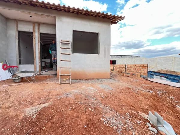 Casa 02 Quartos à Venda em São Joaquim de Bicas no bairro Estância Paraopeba