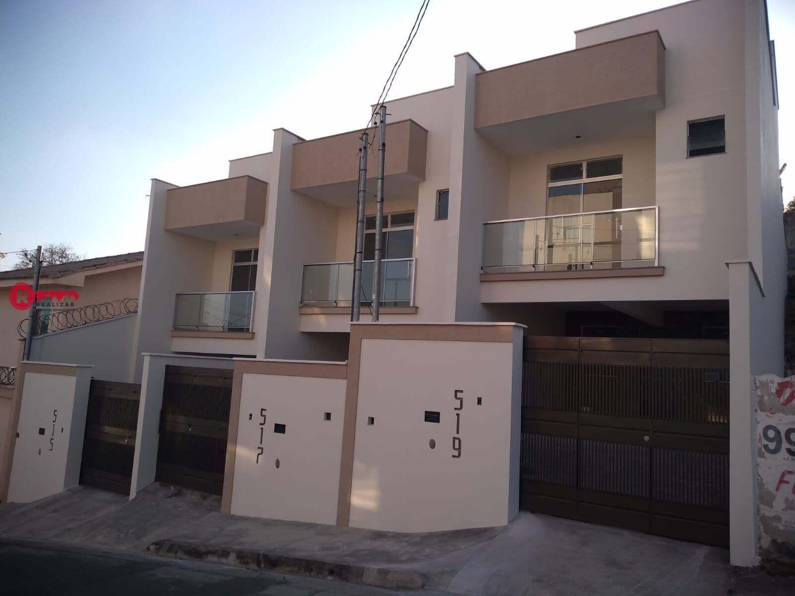 Casa Duplex com 03 Quartos sendo 01 Suíte no bairro Senhora das Graças em Betim
