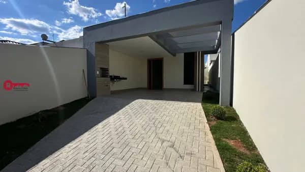 Casa 03 Quartos sendo 01 Suíte à Venda em Betim no bairro Residencial Lagoa