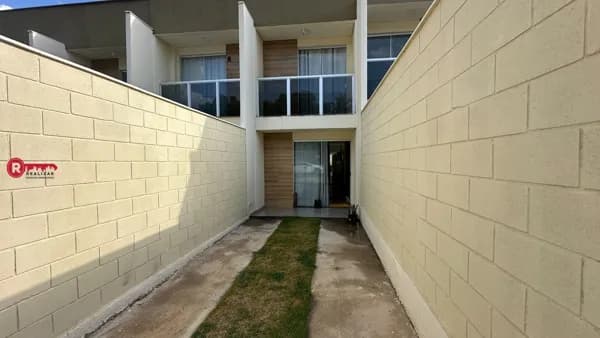 Casa com 02 Quartos ambos 01 Suítes à Venda no bairro Chácara em Betim