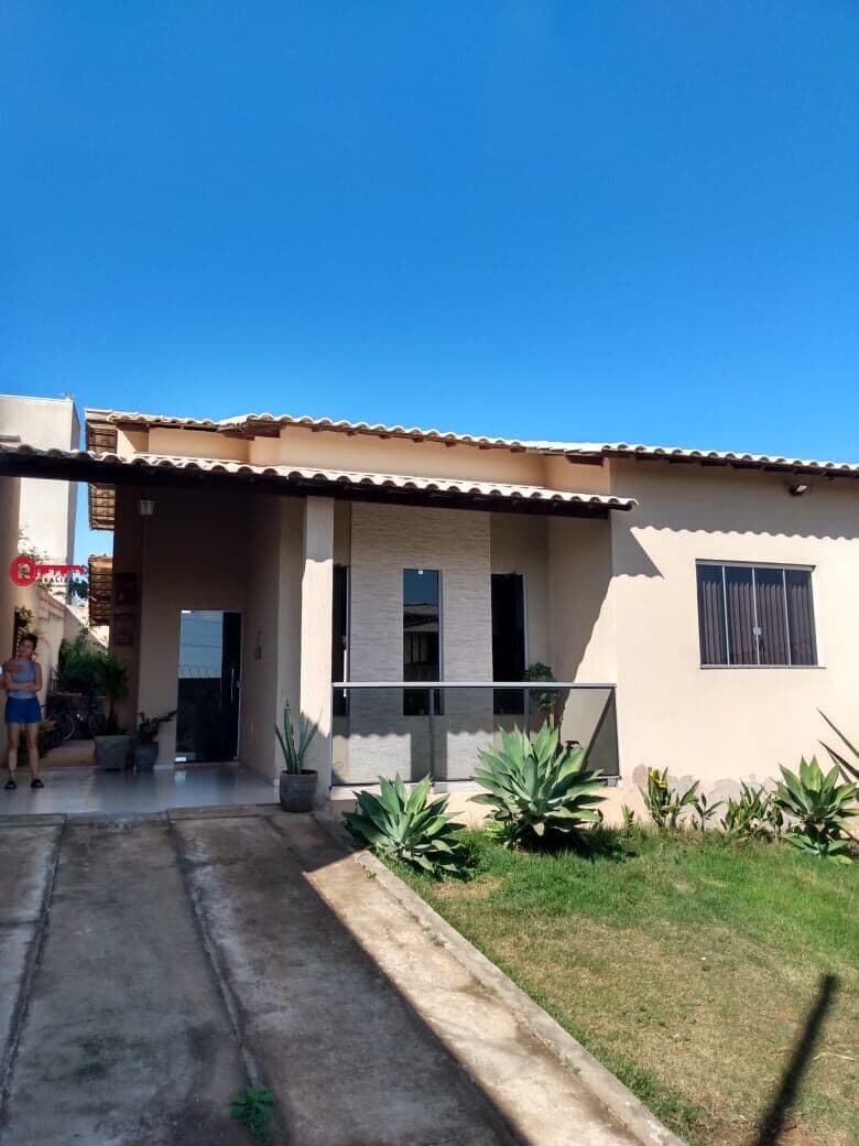 Casa 03 Quartos sendo 01 Suíte à Venda no bairro Novo Igarapé em Igarapé