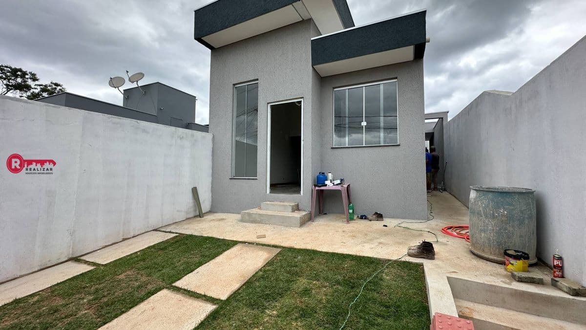 Casa 02 Quartos à Venda em São Joaquim de Bicas no bairro Vila Rica