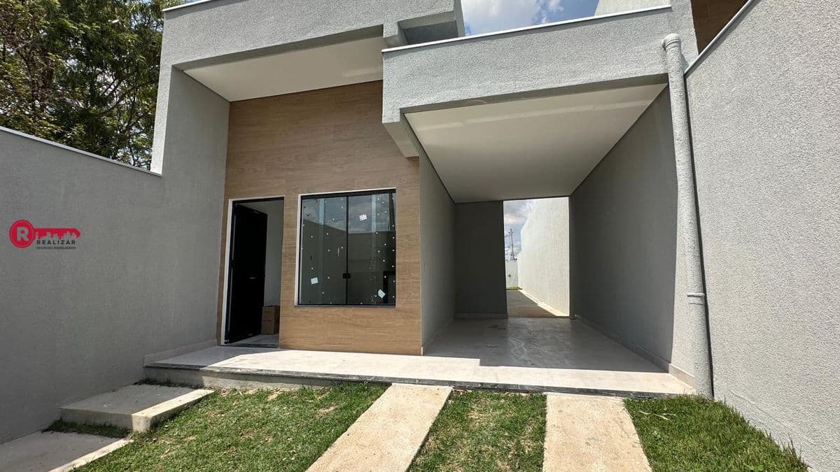 Casa com 03 Quartos sendo 01 Suíte à Venda em Betim no bairro Jardim das Alterosas 1ª Seção