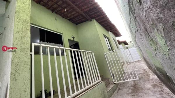 Casa com 02 Quartos à Venda em Betim no bairro São João