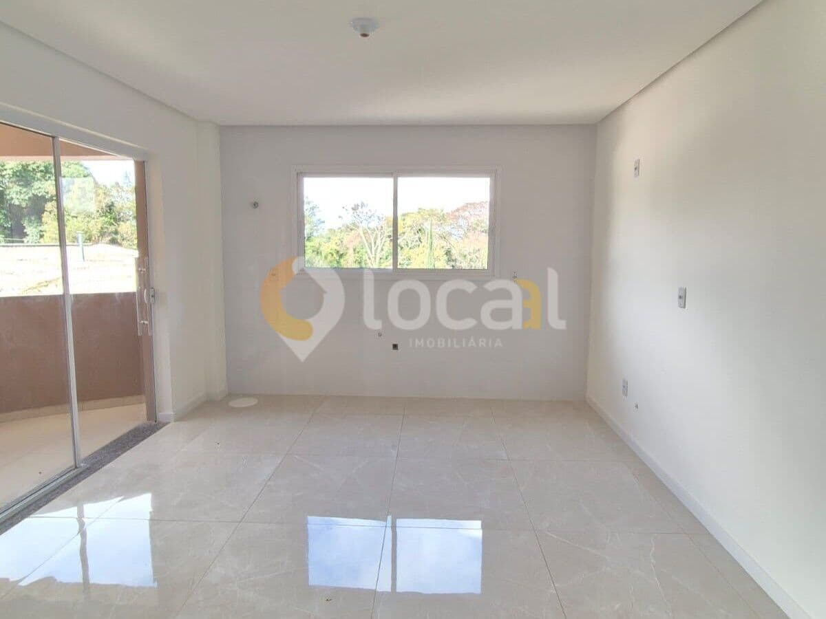 Apartamento C/ Sacada