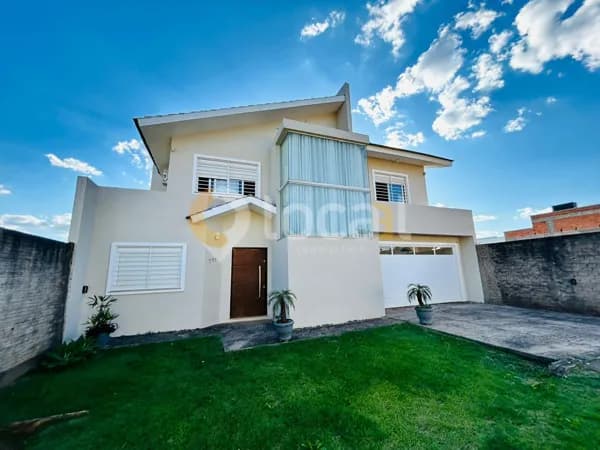 Casa em Carazinho - Loeff