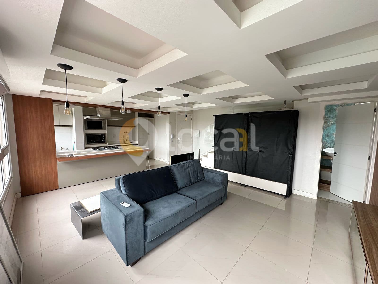 EM BREVE DISPONÍVEL Apartamento Duplex