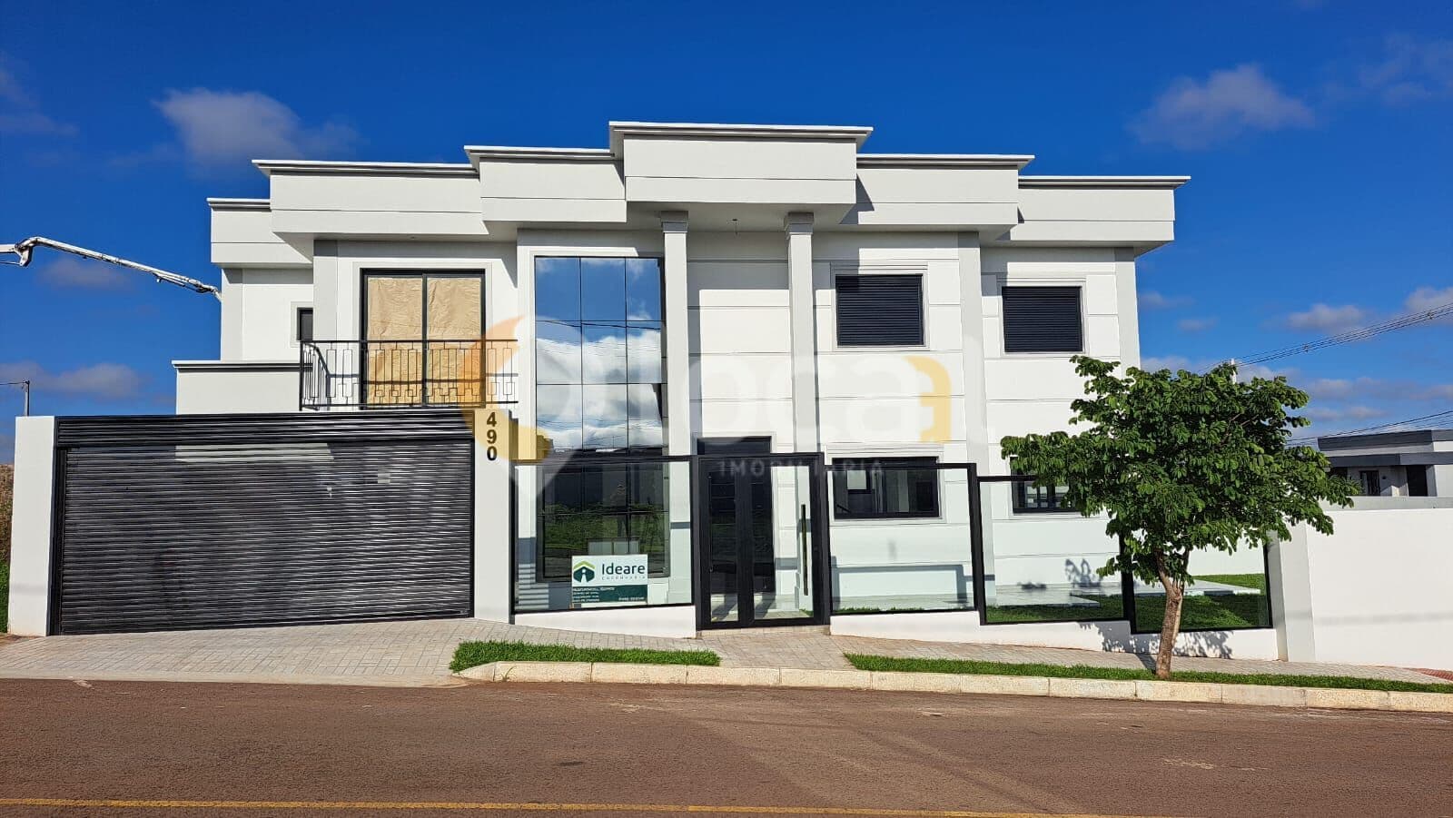 Casa Nova de Alto Padrão