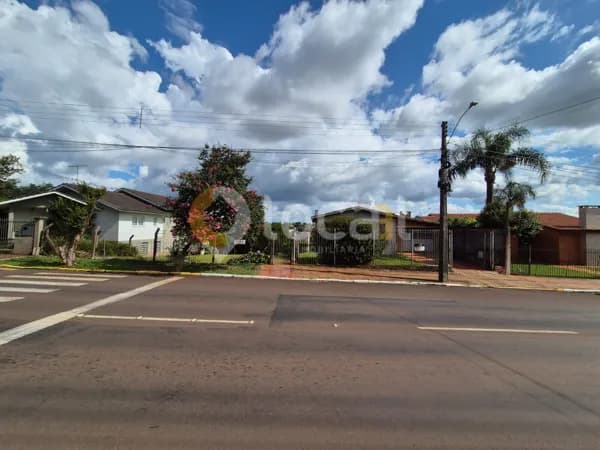 Terreno na Av. Pátria!