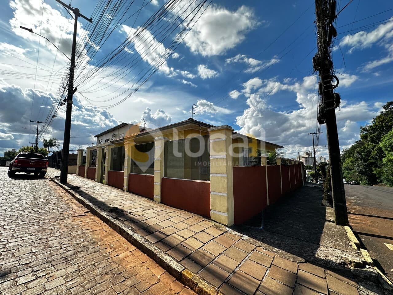 Linda casa de Esquina!