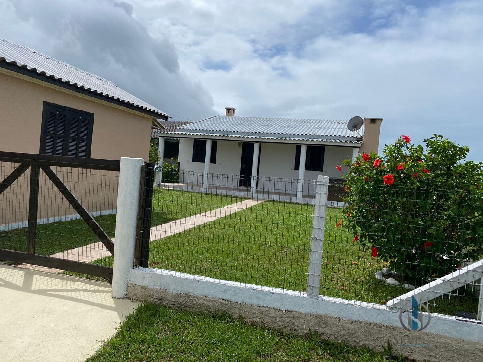Casa Alvenaria há 20 metros do mar na Praia Xangri-lá Dos Mares, Passo de Torres/SC