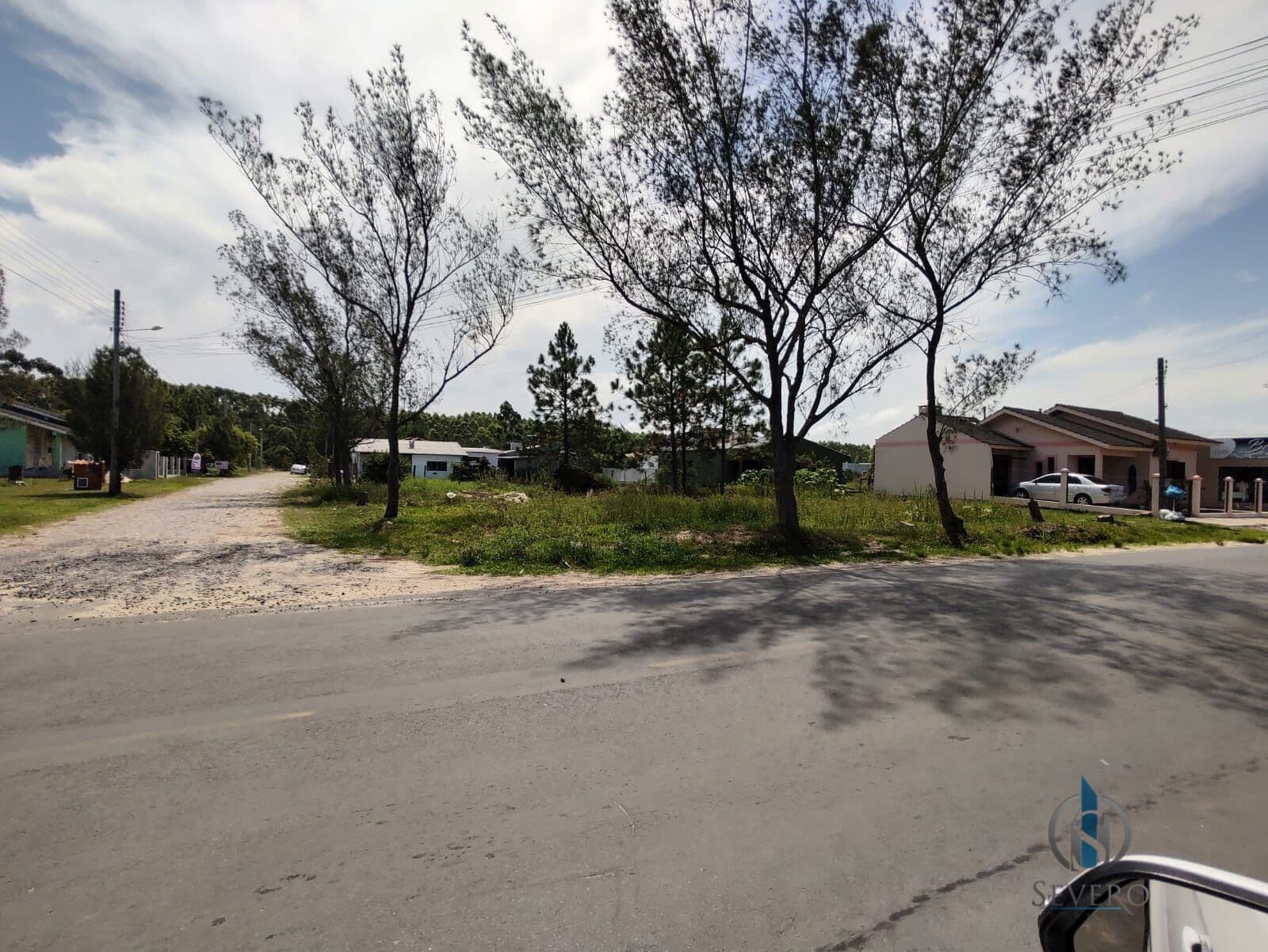 Esquina de 625 m² comercial em Bellatorres