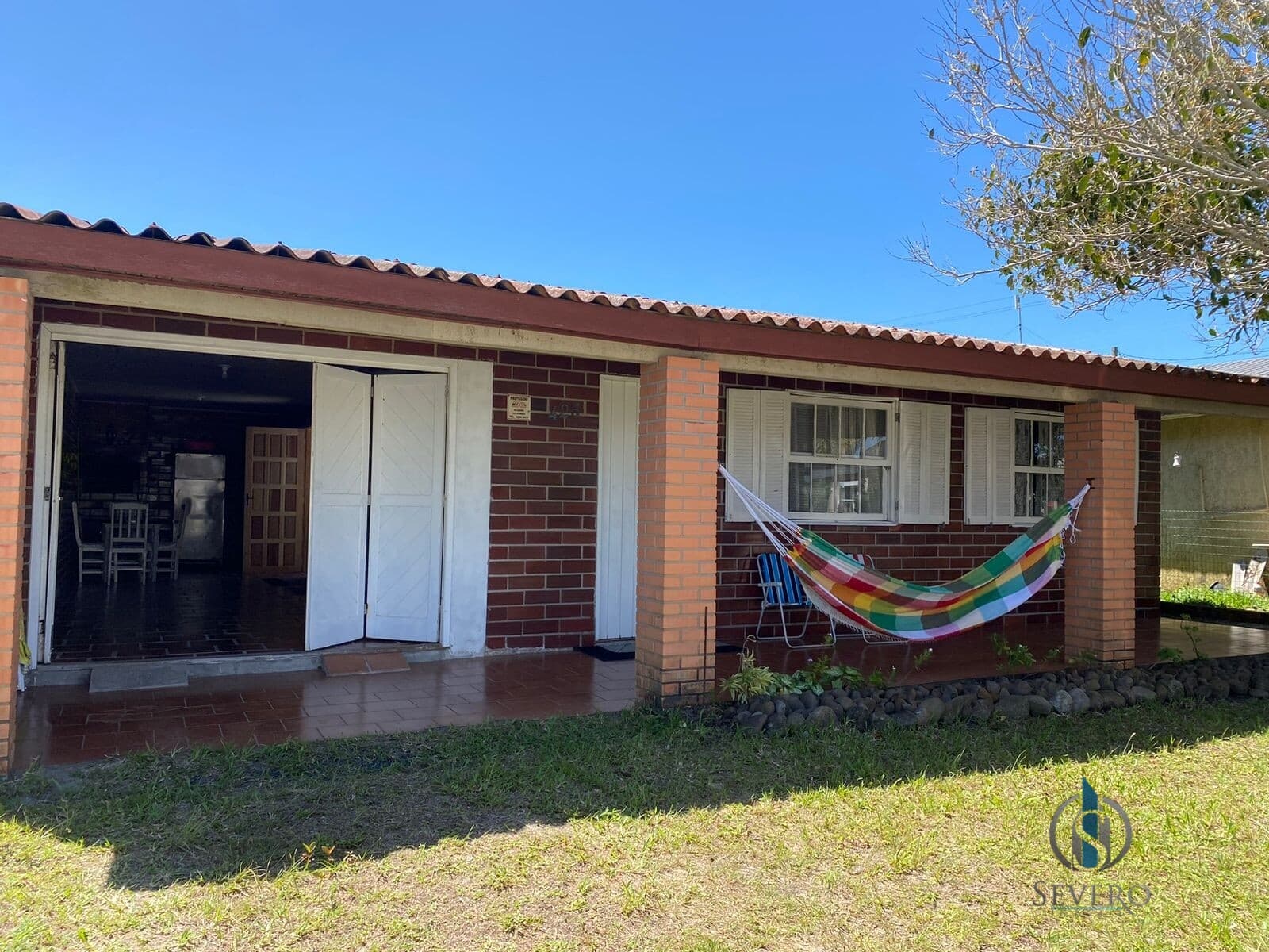 Casa usada quadra mar, Praia de Bellatorres, terreno tem 212,5m²